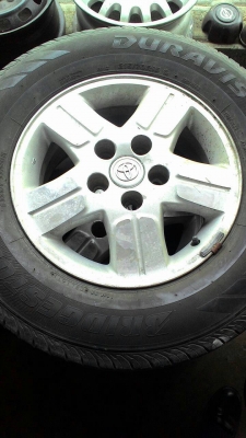 แม็กวีโก้ ขนาด 5 รู ขอบ15 พร้อมยาง 215/70R15 BRIDGESTONE DURAVIS R611 ชุด 4 ล้อ tel.081-427-3941 แม็กวีโก้ ขนาด 5 รู ขอบ15 พร้อมยาง 215/70R15 BRIDGESTONE DURAVIS R611 ชุด 4 ล้อ tel.081-427-3941