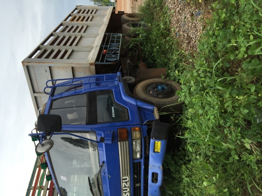 ขาย. 10ล้อหัาว2เพลาดั้ม.  วางหัวล้อคกี้ เข้าเล่มเรียบร้อย เครื่อง165