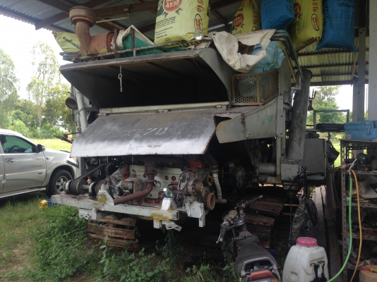 ขายด่วน รถเกี่ยวข้าว กระสอบ (ราคา 1ุ65,000บาท) มีภาพวีดีโอด้านล่าง เครื่องดี 6HE1- เทอร์โบ ตัวเดิน 10 ช่วง ราคาต่อรองได้ครับ ชัยยา สตึก โทร 081-9972972 044-666729