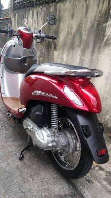 Honda scoopy i
