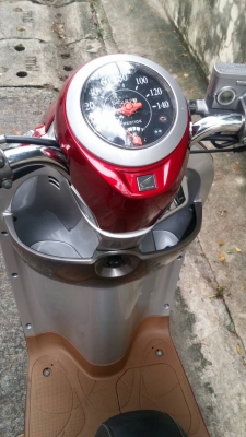 Honda scoopy i