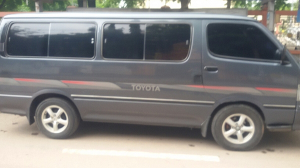 TOYOTA HIACE หัวจรวด