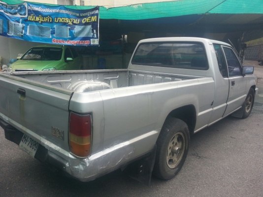 mitsubishi L200 cab mitsubishi L200 cab