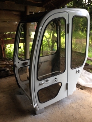 หัวเก๋งแบคโฮ