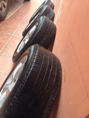 ล้อเเม็คพร้อมยาง civic fd 4,000 บาท