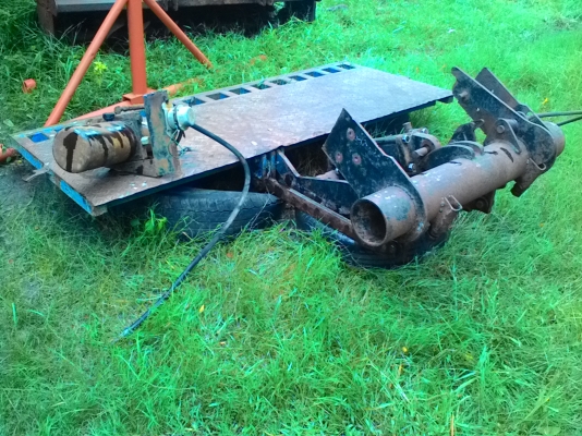 ลิฟต์ยกติดท้ายรถบรรทุกลดกันไปเลยครับ11,000