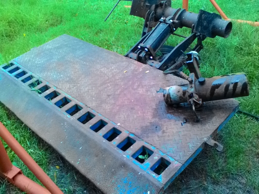 ลิฟต์ยกติดท้ายรถบรรทุกลดกันไปเลยครับ11,000