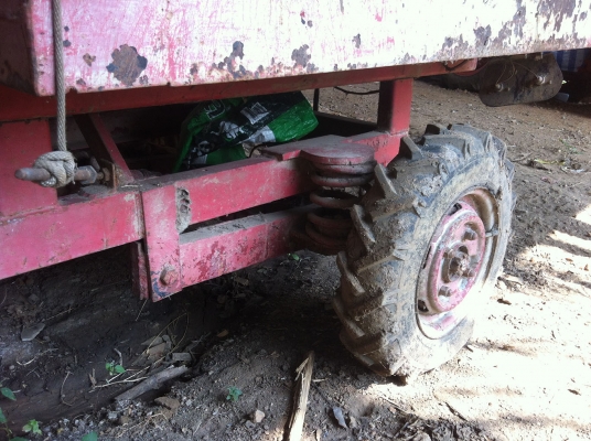 ขายรถอีแต๋น คันเล็กๆ เหมาะวิ่งในสวนในไร่