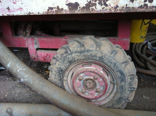 ขายรถอีแต๋น คันเล็กๆ เหมาะวิ่งในสวนในไร่