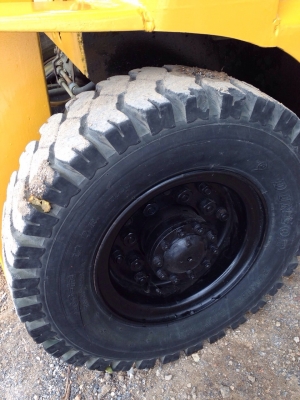 ขายรถฟอร์คลิฟต์โตโยต้า 2ตันเดินทางมาสดวกอยู่ติดถนนใหญ่  กาญจนบุรี