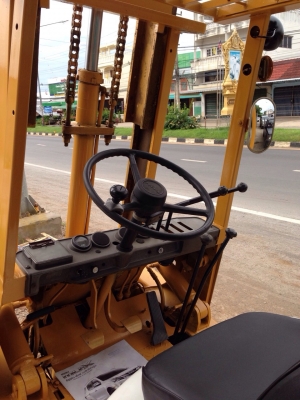 ขายรถฟอร์คลิฟต์โตโยต้า 2ตันเดินทางมาสดวกอยู่ติดถนนใหญ่  กาญจนบุรี