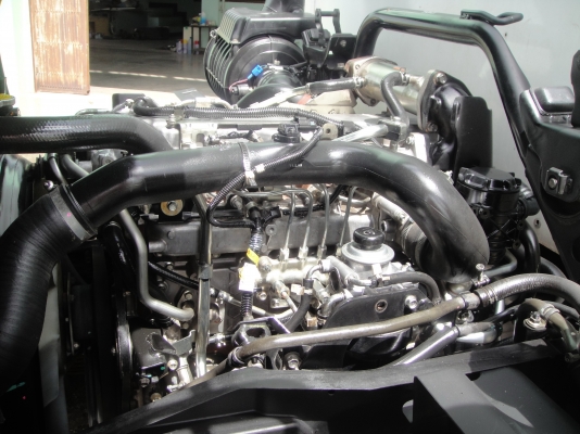 ISUZU FRR เครื่องยนต์ 210 แรง ตู้ 4 บานยาว 5.50 เมตร รถสวย พร้อมใช้งาน ISUZU FRR เครื่องยนต์ 210 แรง ตู้ 4 บานยาว 5.50 เมตร รถสวย พร้อมใช้งาน