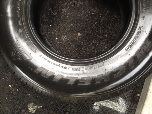ยางมิชลิน265 70R16ปี2014สวยดอกเยอะไม่มีปะ ยางมิชลิน265 70R16ปี2014สวยดอกเยอะไม่มีปะ