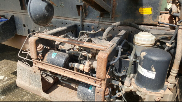 รถอีซูซุ 6 ล้อดั้ม FRR 210 แรงม้า  ปี 54.   สนใจติดต่อ  081 - 6079515