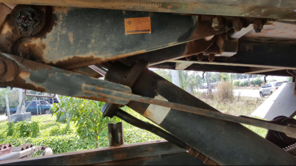 รถอีซูซุ 6 ล้อดั้ม FRR 210 แรงม้า  ปี 54.   สนใจติดต่อ  081 - 6079515