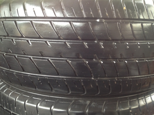 ยางDUNLOP 185 60R15ปี2013สวยไม่มีปะดอกเยอะ ยางDUNLOP 185 60R15ปี2013สวยไม่มีปะดอกเยอะ