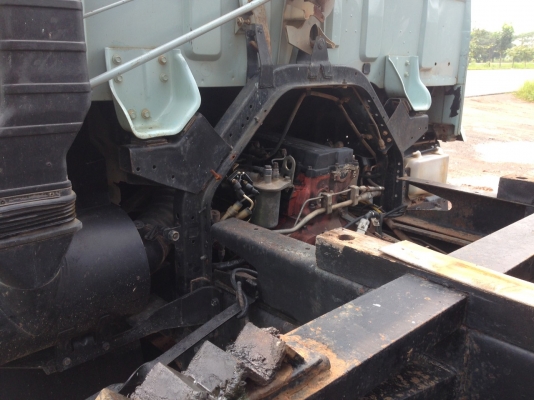 รถอีซูซุ 6 ล้อดั้ม FTR 195 แรงม้า. ปี 39    สนใจติดต่อ  081 - 6079515