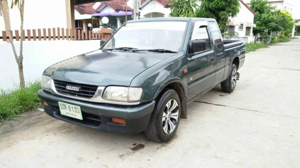 !!! อีซูซุ ดราก้อนอาย ปี 40 เครื่อง 2.5CC เครื่องดี ช่วงล่างแน่น รถบ้านเดิมๆบางๆ