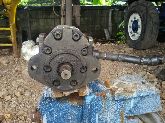 ปั๊มไฮดรอลิค