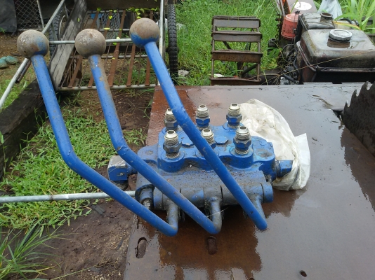 คอนโทรล เครื่องคีบอ้อย