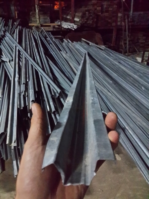 ขายเส้นซีลาย หลังคา ขายเส้นซีลาย หลังคา