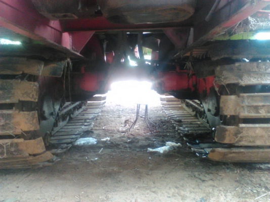 ขายรถเกี่ยวข้าวไทยเส็ง อุ้ม2.5ตัน เครื่องฮีโน่260เทอร์โบ ปั้มไดกิ้น23 ตัวเดิน12