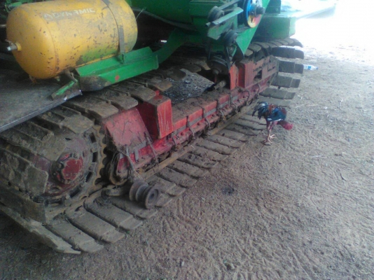 ขายรถเกี่ยวข้าวไทยเส็ง อุ้ม2.5ตัน เครื่องฮีโน่260เทอร์โบ ปั้มไดกิ้น23 ตัวเดิน12