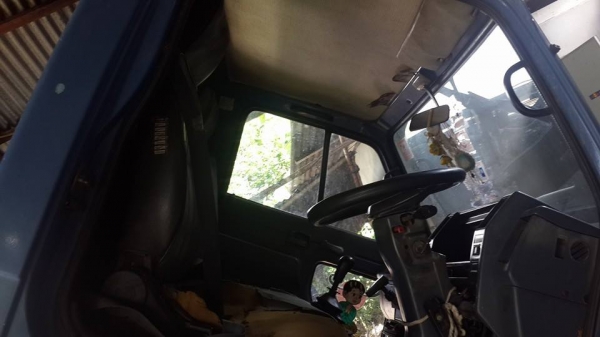 ขาย6ล้อสัน อีซูซุ NKR100ฝาดำ 4BC2 แชชซีสวยเครื่องดี ทะเบียนภาษีเต็ม กระบะ3.20เมตร พร้อมวิ่งงาน