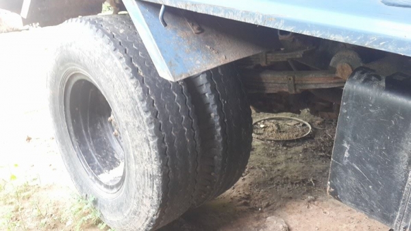 ขาย6ล้อสัน อีซูซุ NKR100ฝาดำ 4BC2 แชชซีสวยเครื่องดี ทะเบียนภาษีเต็ม กระบะ3.20เมตร พร้อมวิ่งงาน