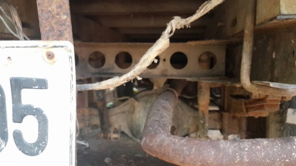 ขาย6ล้อสัน อีซูซุ NKR100ฝาดำ 4BC2 แชชซีสวยเครื่องดี ทะเบียนภาษีเต็ม กระบะ3.20เมตร พร้อมวิ่งงาน