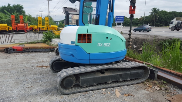 ขายรถขุดkobota502บูมสไลด์ข้างปั๊มนิ้วรุ่นใหญ่ตูดกลม