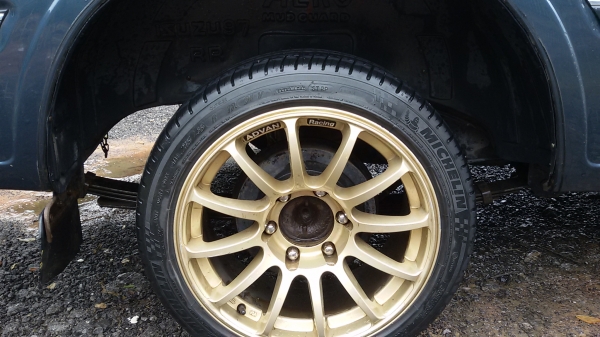 isuzu dargon puwer 2500c.c เครื่องดีแน่นๆ แคชซีสวยงามมาก  แอร์เย็นหนาว  ภายนอก ภายในสวยสะอาด น่านั่ง น่าขับ ขับดี วิ่งดี ช่วงล่างทำใหม่