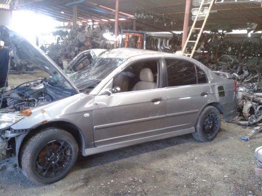 ซากฮอนด้าซีวิค เครื่องวีเทคเเยกขายอะไหลทุกอย่างทั้งคันมีหลายรุ่นเก๋งเเละกระบะ รับซื้อรถอุบัตเหตุทุกสภาพ