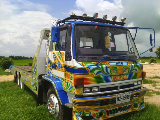 ขายรถเทเลอร์ อีซูสุ ร็อคกี่ 180แรงม้า 1เพลา พวงมาลัยพาวเวอร์ เบรคทิฟฟี่