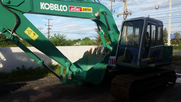 ขายรถขุดSK045 รถสวยสภาพพร้อมใช้งานเก็บเรียบร้อย750000