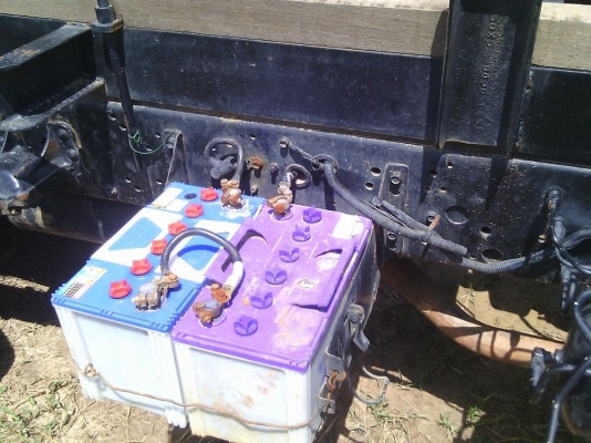 รถบรรทุก อีซูสุ เดก้า 195แรงม้า พวงมาลัยพาวเวอร์ เบรคทิฟฟี่