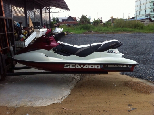 ขายเรือ เจ็ตสกี SEADOO รุ่น GTX951 limited สภาพดีพร้อมใช้งาน ไม่ต้องซ่อม สนใจโทรเลยนะครับ.