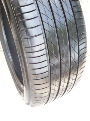 ขายยาง225/50/17 ปี 2813 MICHERLINE 3ST  4 เส้น