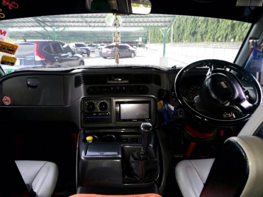 ขายรถตู้ benz mb140 d