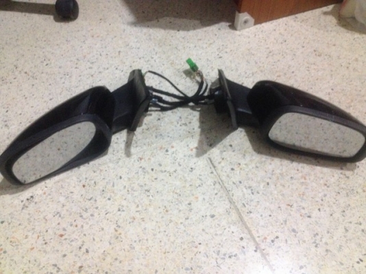 กระจกมองข้าง VOLVO V70 ปี 04 ถึง 08 ของเก่าญี่ปุ่นเเท้สภาพสวยคู่ละ