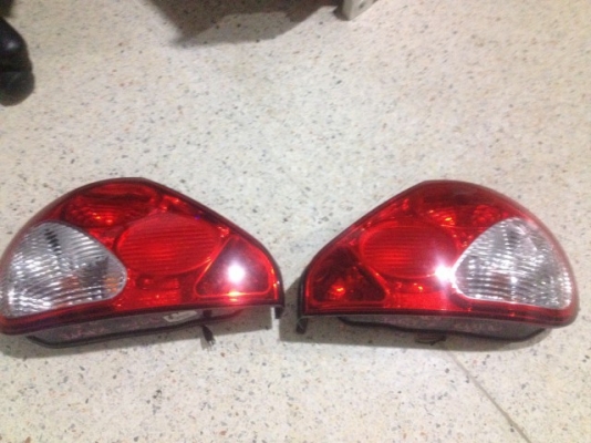 ไฟท้าย JAGUAR X TYPE ของเก่าญี่ปุ่นเเท้สภาพสวยใสๆคู่ละ