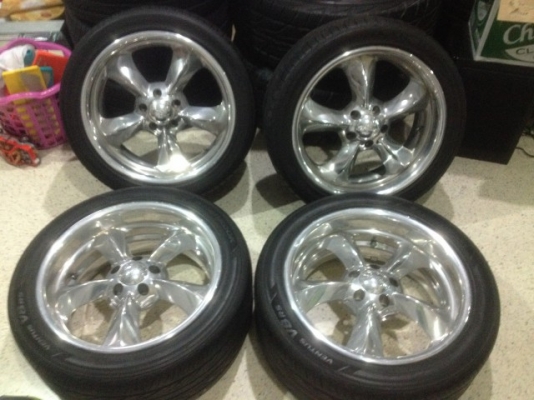 ล้อ อเมกาเเท้ MOONEYES 17หน้า7หลัง8 5รู108ใส่ VOLVOเก่ายุ่นสภาพสวยเดิมๆ