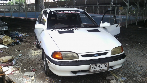 รถเก๋งฟอร์ด 3 ประตู ปี95 ภายในสวย ภายนอกสีพอได้ 29000