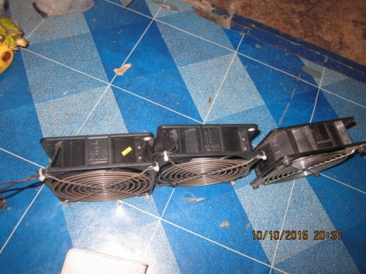 ขายพัดลมเล็กใช้ไฟ 220 โวลท์ อ่านรายละเอียดก่อนนะครับ ขายพัดลมเล็กใช้ไฟ 220 โวลท์ อ่านรายละเอียดก่อนนะครับ