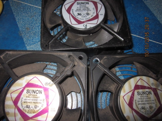 ขายพัดลมเล็กใช้ไฟ 220 โวลท์ อ่านรายละเอียดก่อนนะครับ ขายพัดลมเล็กใช้ไฟ 220 โวลท์ อ่านรายละเอียดก่อนนะครับ