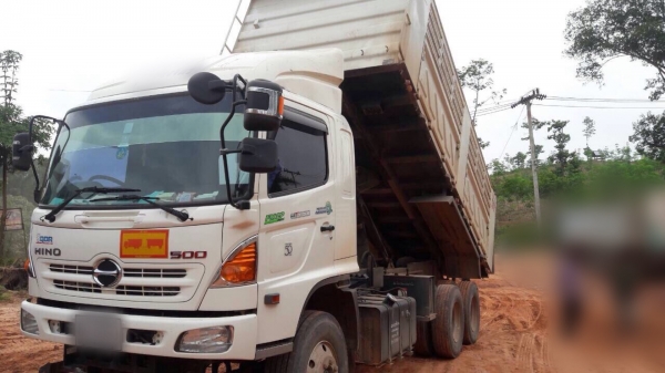 ขายดาวน์22ล้อดั้มพ์ HINO FM2PNLD เครื่อง 380แรงม้า หาง3เพลาแท้ปี56 สนใจโทร 081-970-1072