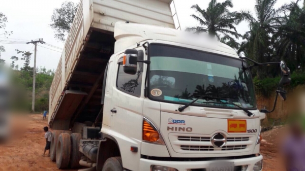 ขายดาวน์22ล้อดั้มพ์ HINO FM2PNLD เครื่อง 380แรงม้า หาง3เพลาแท้ปี56 สนใจโทร 081-970-1072 ขายดาวน์22ล้อดั้มพ์ HINO FM2PNLD เครื่อง 380แรงม้า หาง3เพลาแท้ปี56 สนใจโทร 081-970-1072