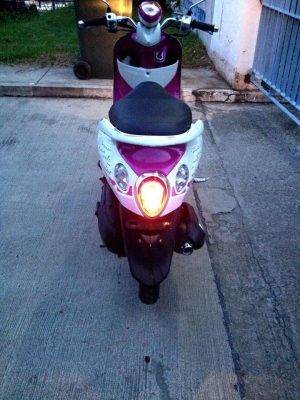 Fino  สีขาว ชมพู่ รถบ้านเดิมเดิม 11900 สภาพพร้อมใช้งาน