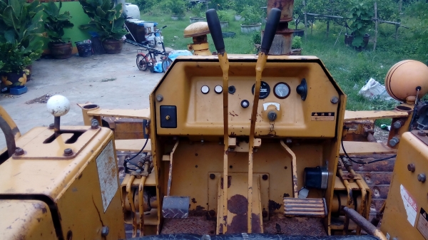 ขายรถแทรกเตอร์