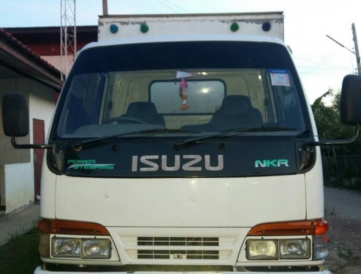 ราคาขาย 285,000บ สี่ล้อ อีซูซุ NKR 88ปี40 ยกหัวได้ ตู้แห้ง ยาว3.20ม สภาพดีสวยเดิมๆพร้อมใช้งาน ทะเบียนพร้อมโอน